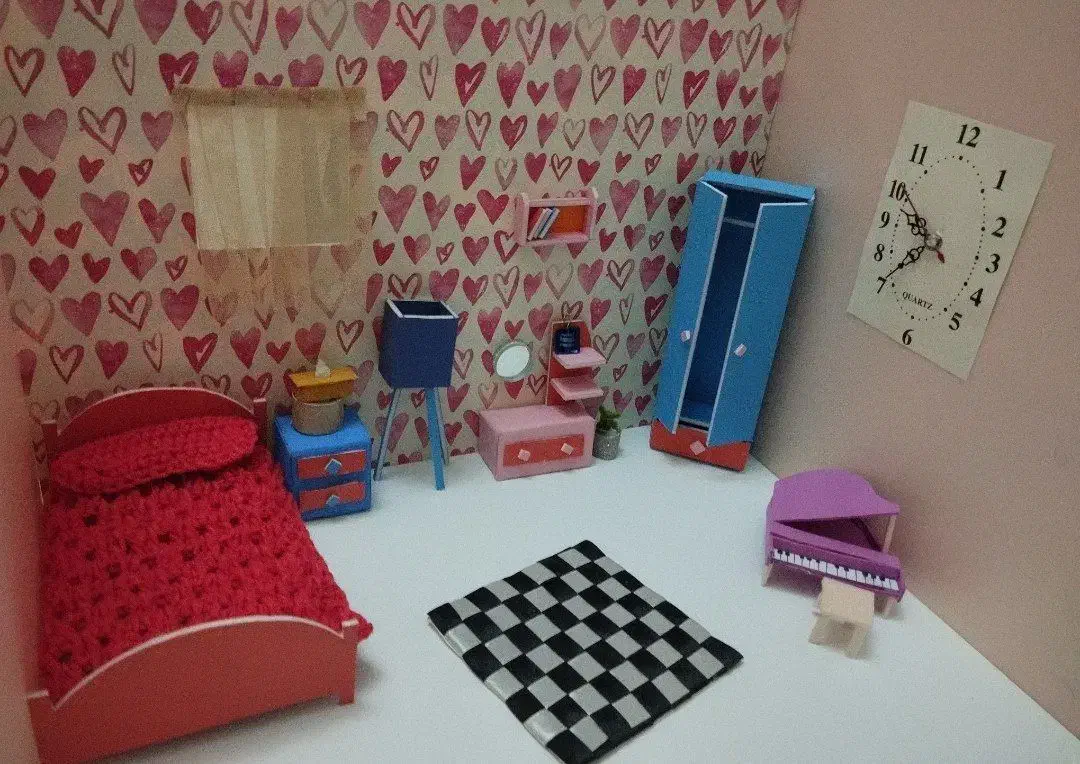 ماکت ویلایی و نوجوان|مجسمه، تندیس، ماکت|مشهد, رستگار|دیوار