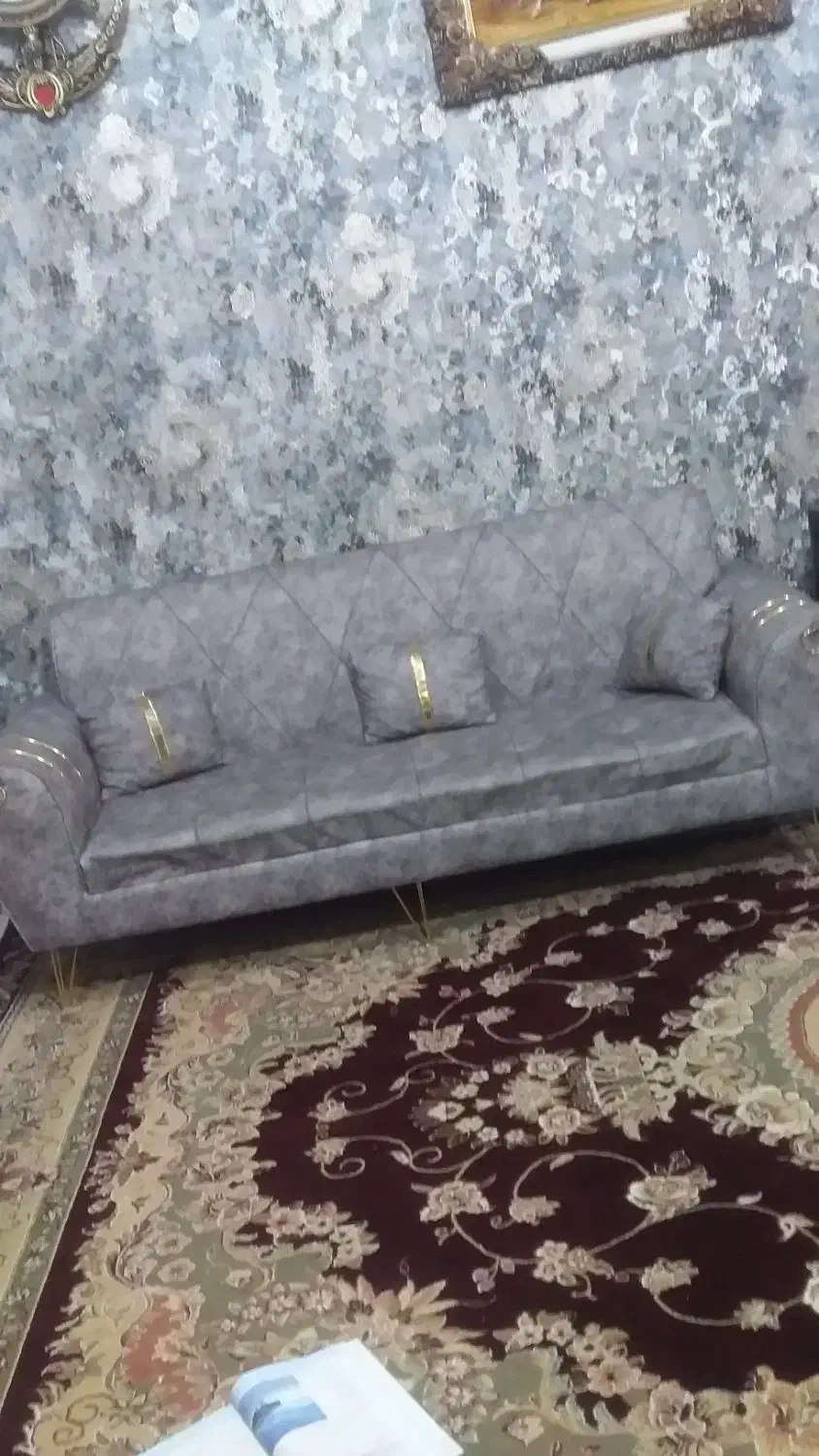 مبل در ملکان فقط ۱۱۰۰۰۰یازده میلیون|مبلمان خانگی و میز عسلی|ملکان, |دیوار