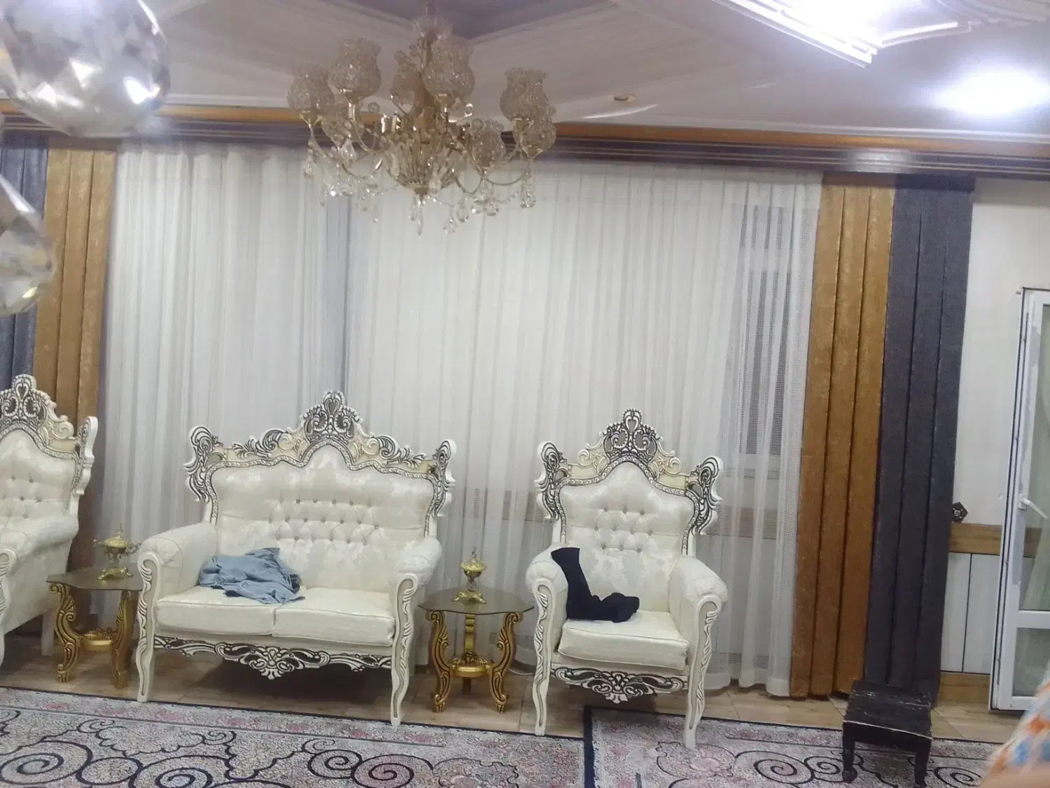 مبل7نفره  سلطنتی در حد نو|مبلمان خانگی و میز عسلی|ازنا, |دیوار
