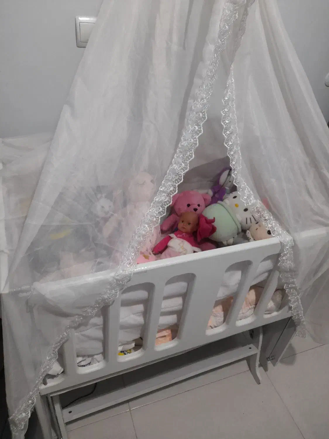 گهواره وکریر|تخت و سرویس خواب|کرج, محمود آباد|دیوار