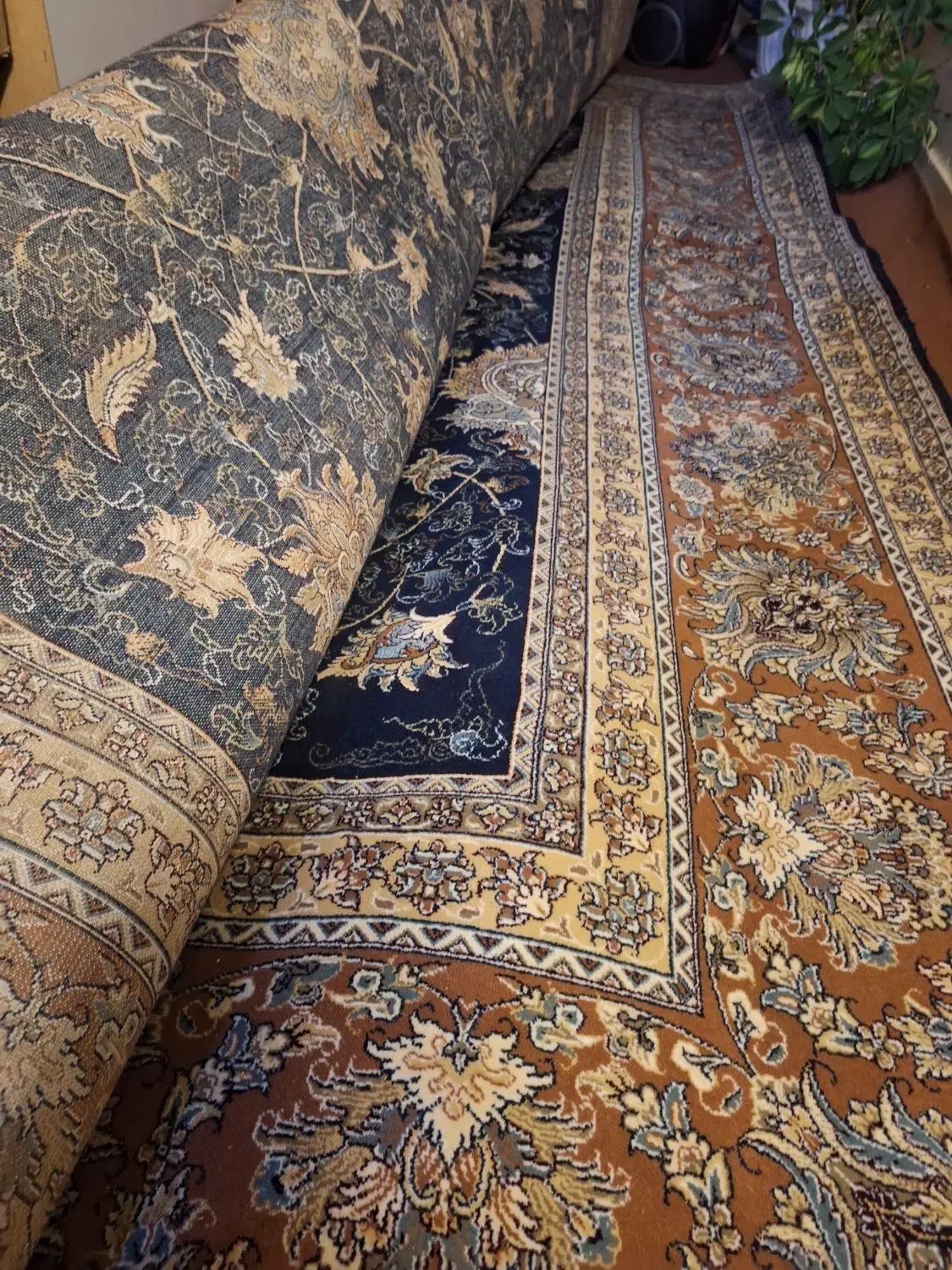 فرش ۱۲ متری در حد نو|فرش|شهرکرد, |دیوار