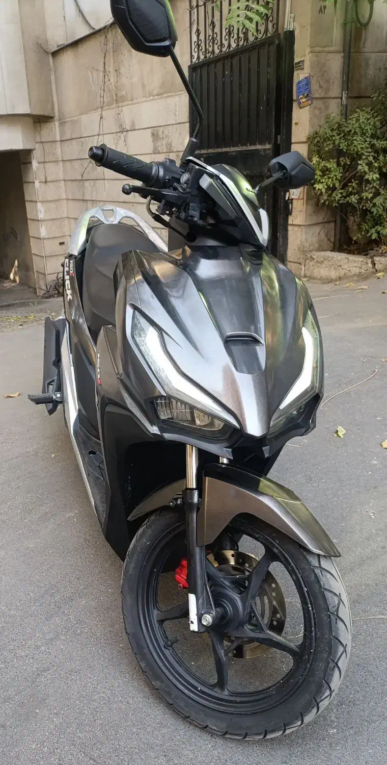 موتور ۱۵۰سی سی مدل ۱۴۰۱برند کویر  کم کارکرد|موتورسیکلت|تهران, آرژانتین|دیوار