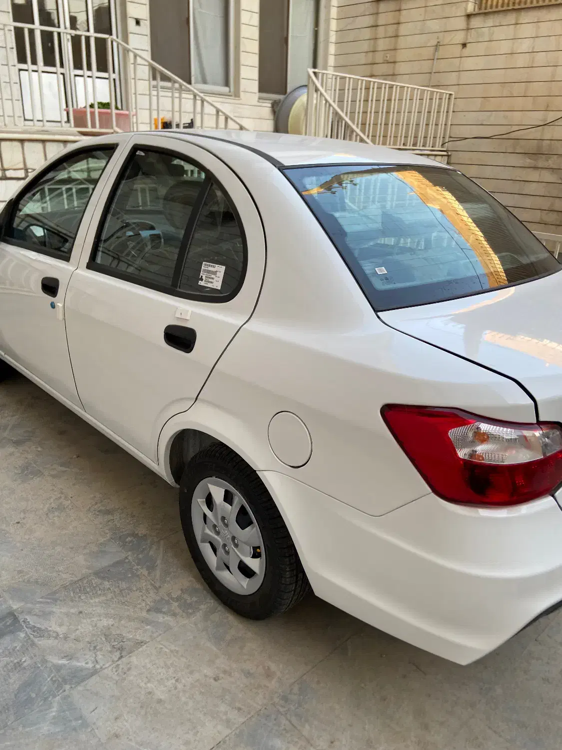 ساینا خشک روز با بیمه بدنه طلایی سایپا|خودرو سواری و وانت|ورامین, ورامین|دیوار