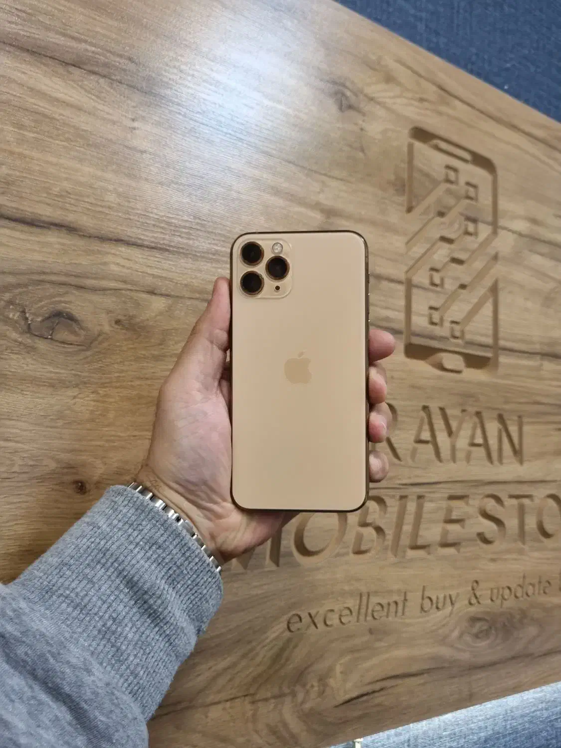 11 پرو * 512گیگ * تک سیم * رنگ گلد|موبایل|مشهد, کوثر|دیوار