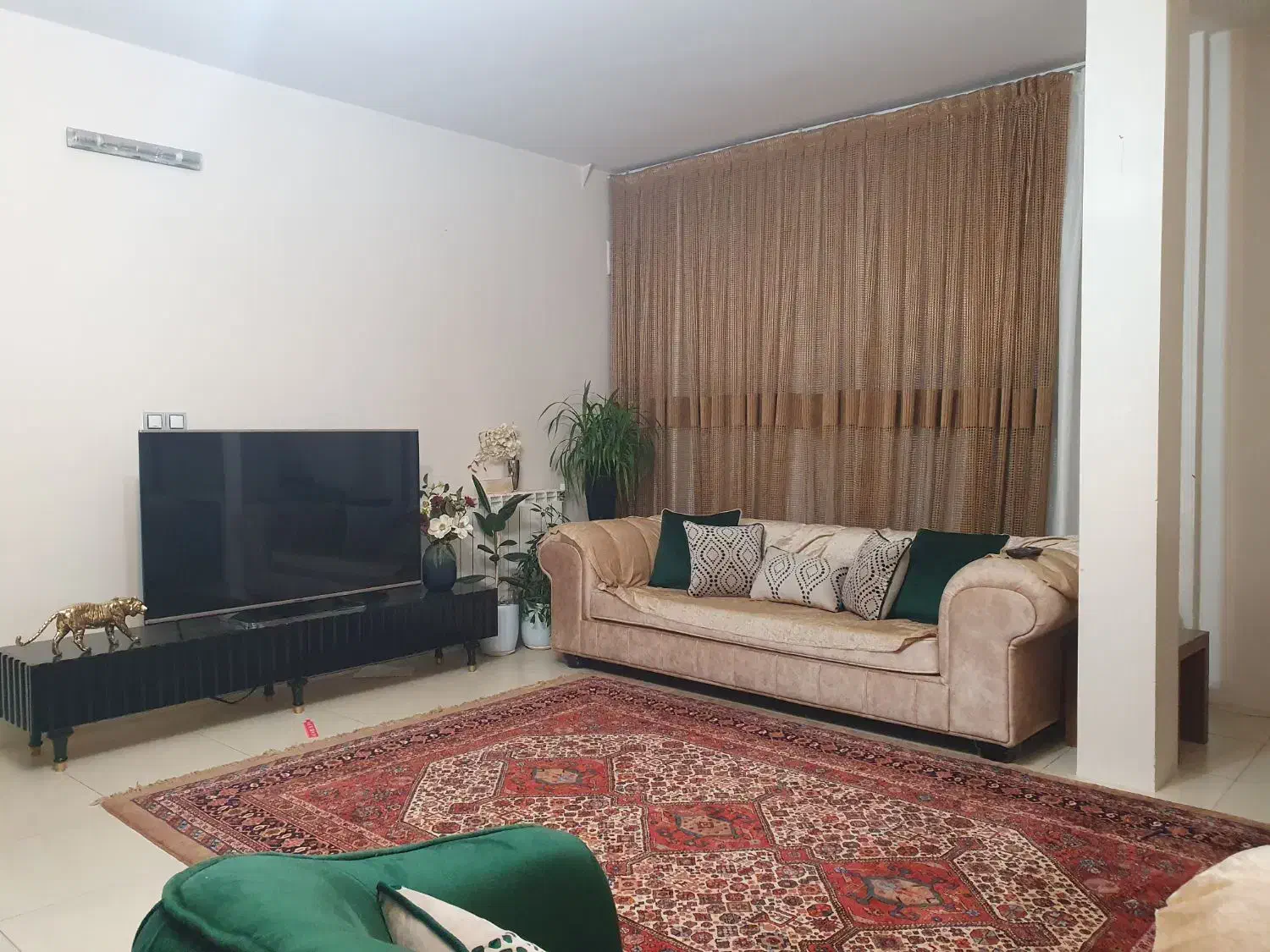 مبلمان ۱۰ نفره بسیار مقاوم|مبلمان خانگی و میز عسلی|شیراز, شهرک بهشتی|دیوار