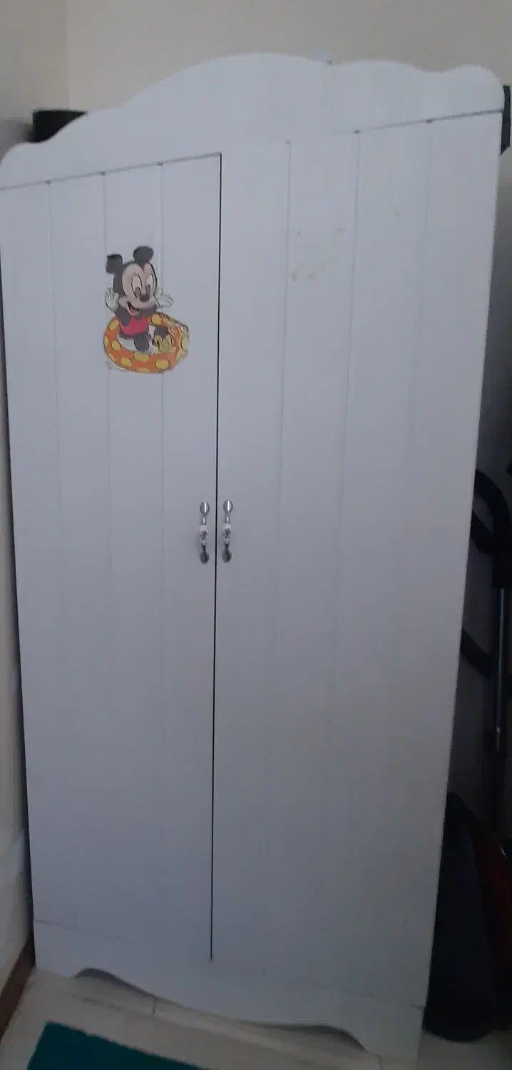 تخت کمد و فرش اتاق کودک|تخت و صندلی بچه|تهران, تهرانویلا|دیوار