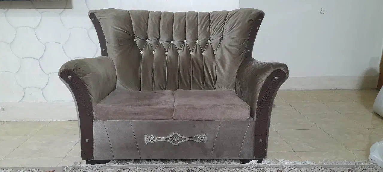 مبل هفت نفره|مبلمان خانگی و میز عسلی|ابریشم, |دیوار