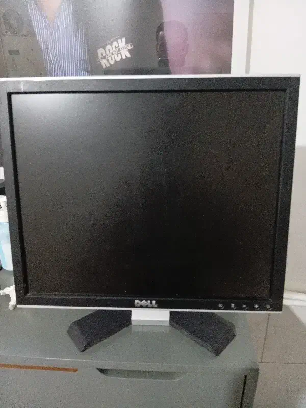 مانیتورHP|قطعات و لوازم جانبی رایانه|فردیس, شهرک شهید حسینی|دیوار