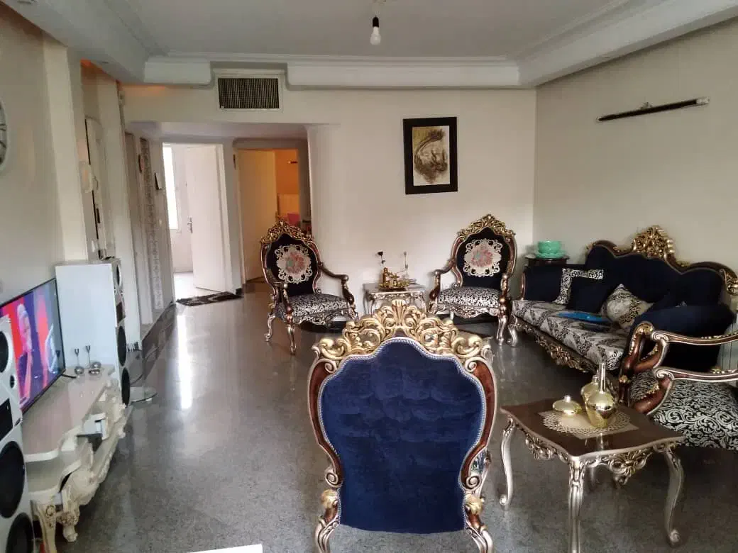 آپارتمان ۹۰ متر خانواده یا مجرد موجه|اجارهٔ آپارتمان|تهران, ظفر|دیوار