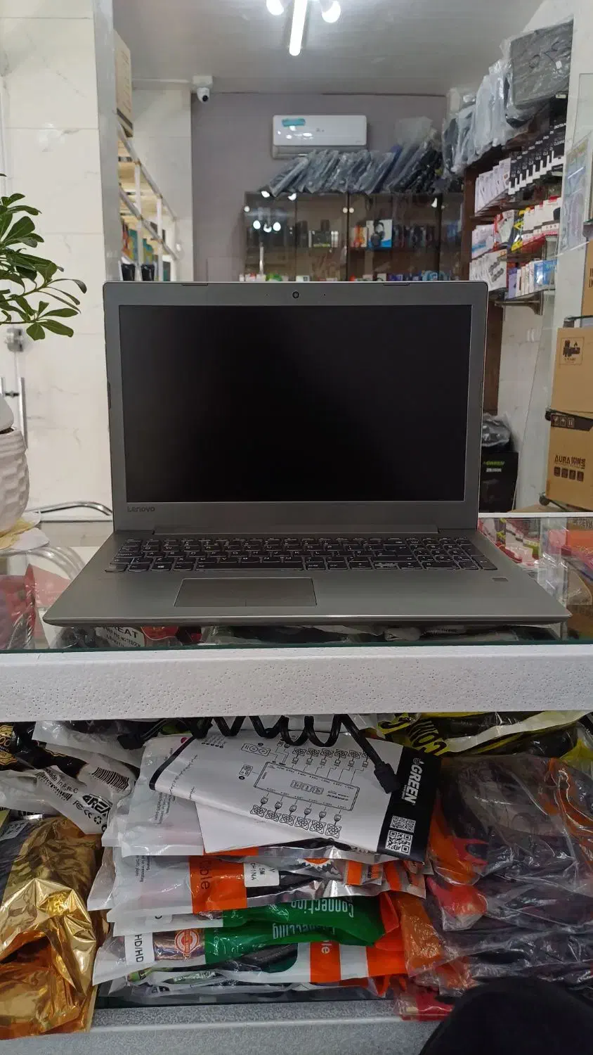 لپ تاپ lenovo دست دوم خانگی فوق العاده تمیز|رایانه همراه|نجف‌آباد, هفده شهریور|دیوار