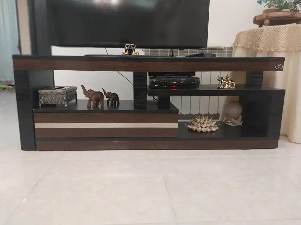 میز تلویزیون ترک|میز تلویزیون|رشت, باهنر|دیوار