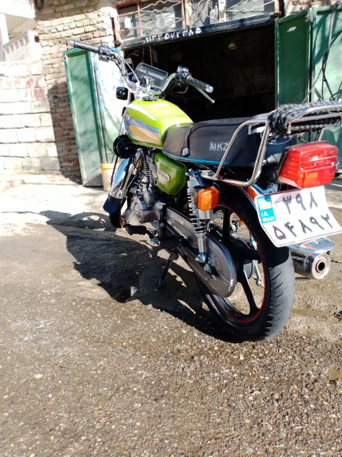 موتور ۲۰۰ متین  وضعیت  در حد|موتورسیکلت|هوراند, |دیوار