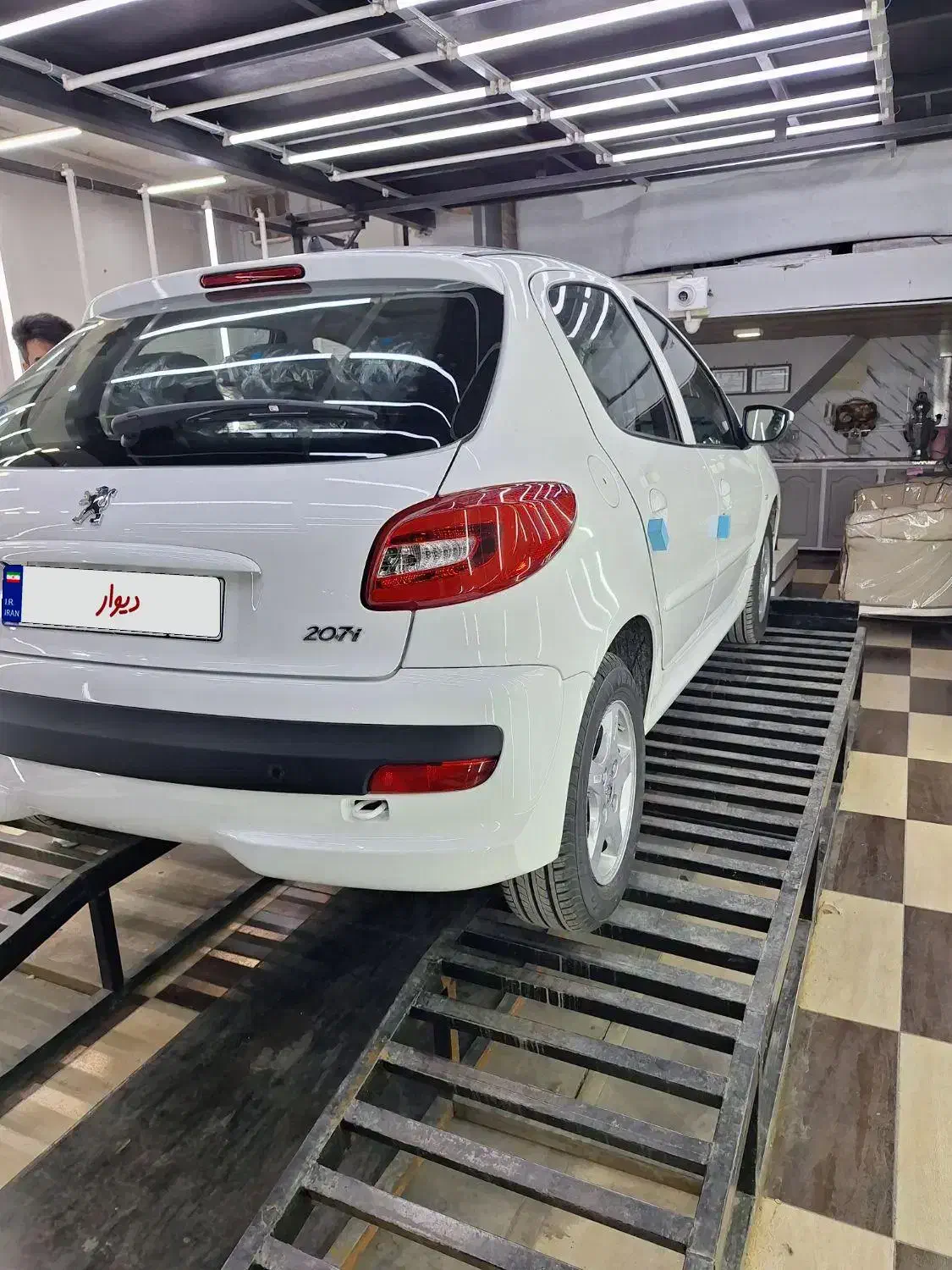 ۲۰۷ پانا|خودرو سواری و وانت|لنجان, |دیوار