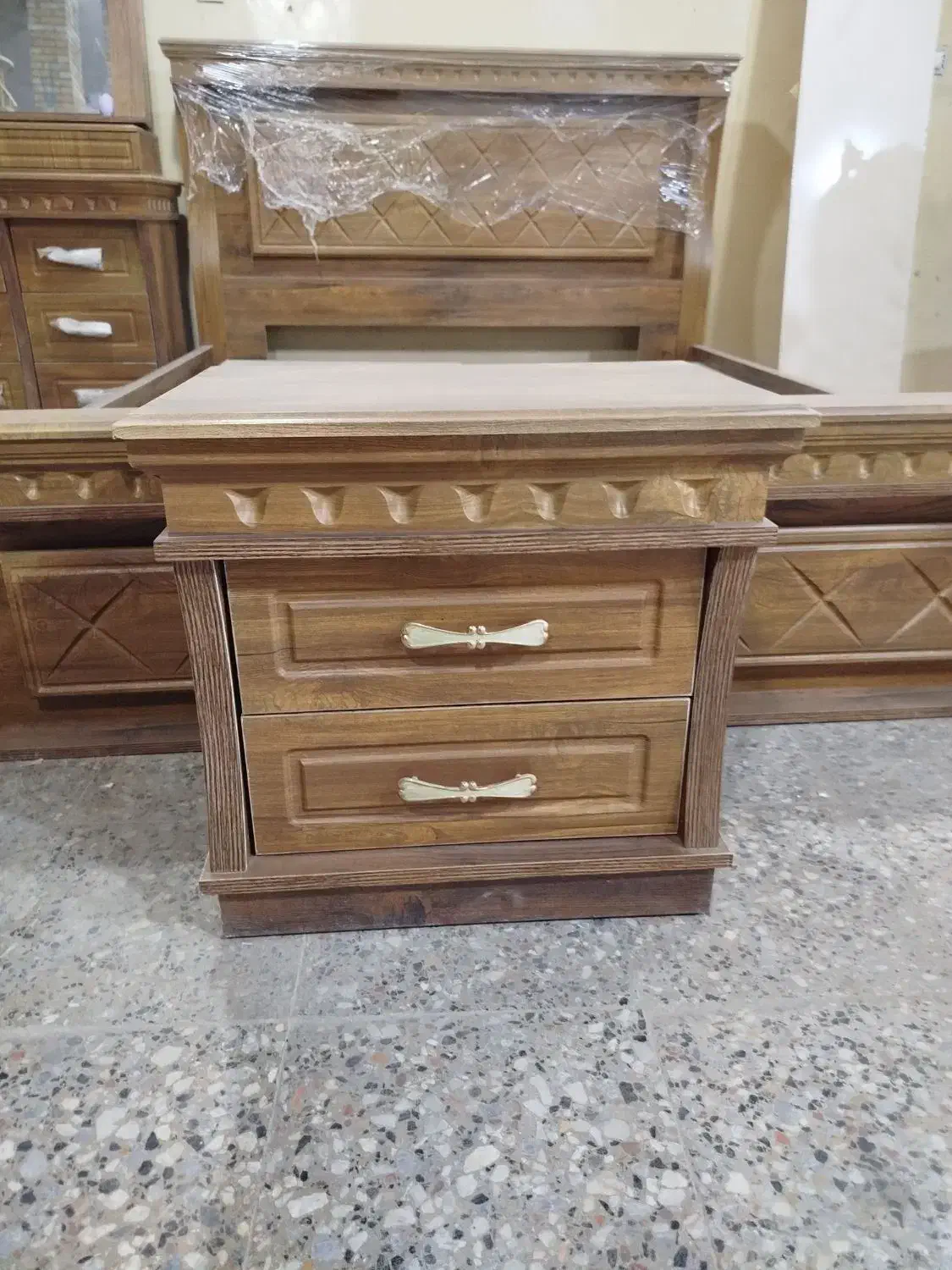 سرویس خواب|تخت و سرویس خواب|زابل, |دیوار