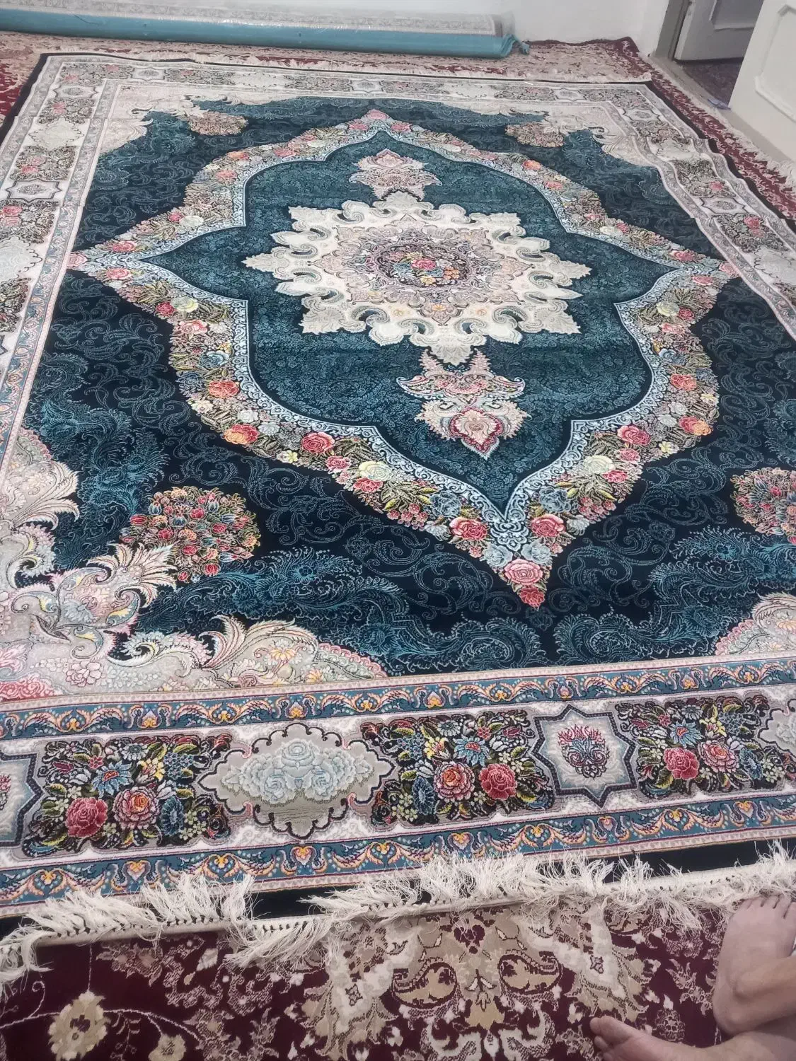 یک جفت قالی ۱۲ متری|فرش|تربت جام, مطهری|دیوار