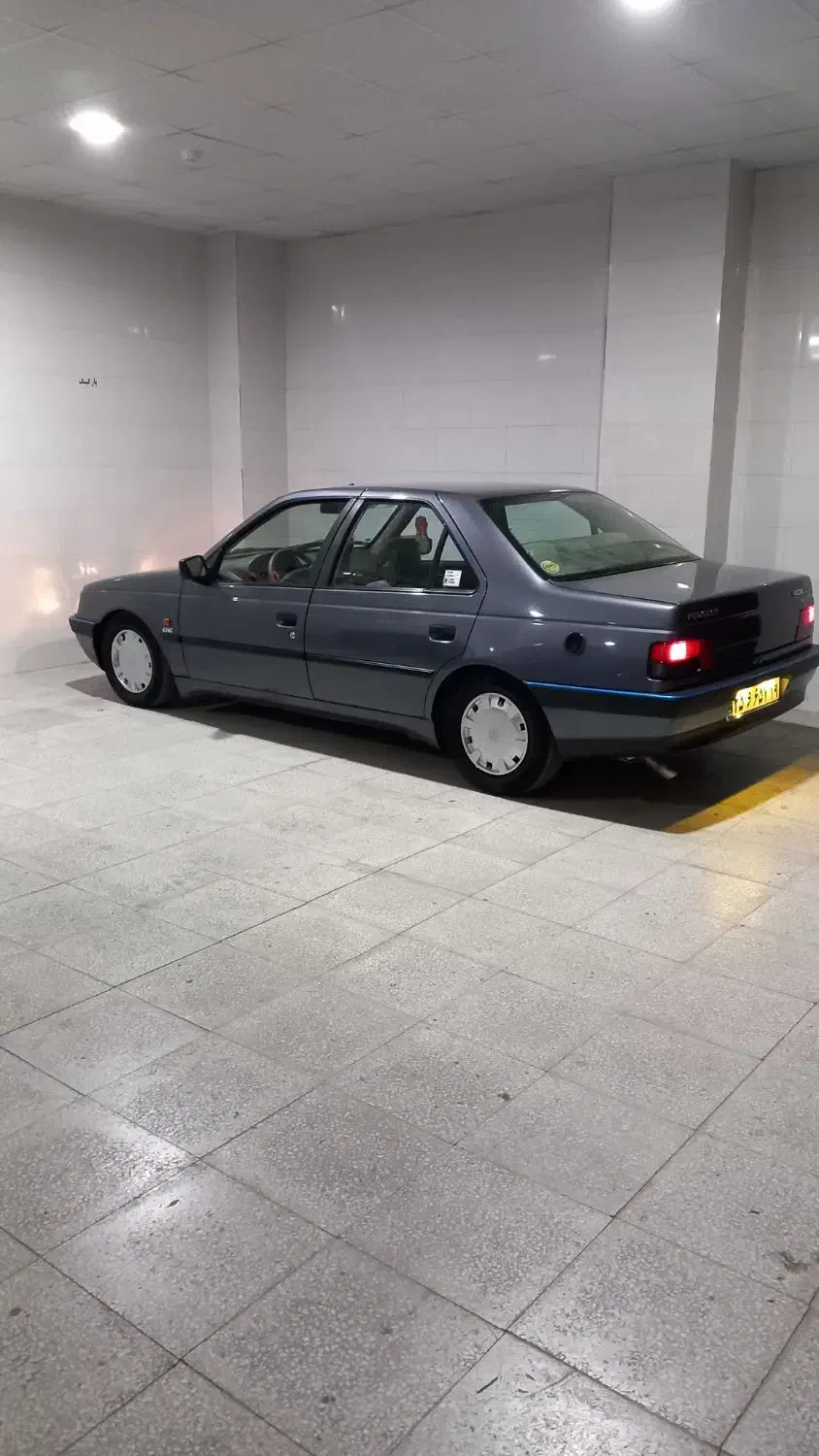 ۴۰۵ بدونه رنگ ضربه دوگانه کارخانه خشک|خودرو سواری و وانت|کرمانشاه, |دیوار