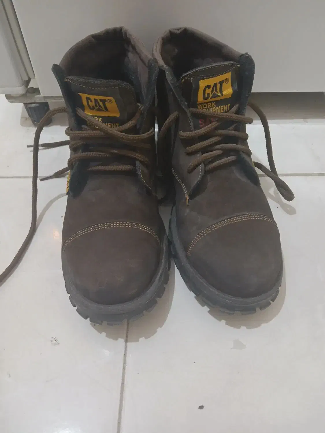 نیم بوت|کیف، کفش، کمربند|اصفهان, بهارستان|دیوار