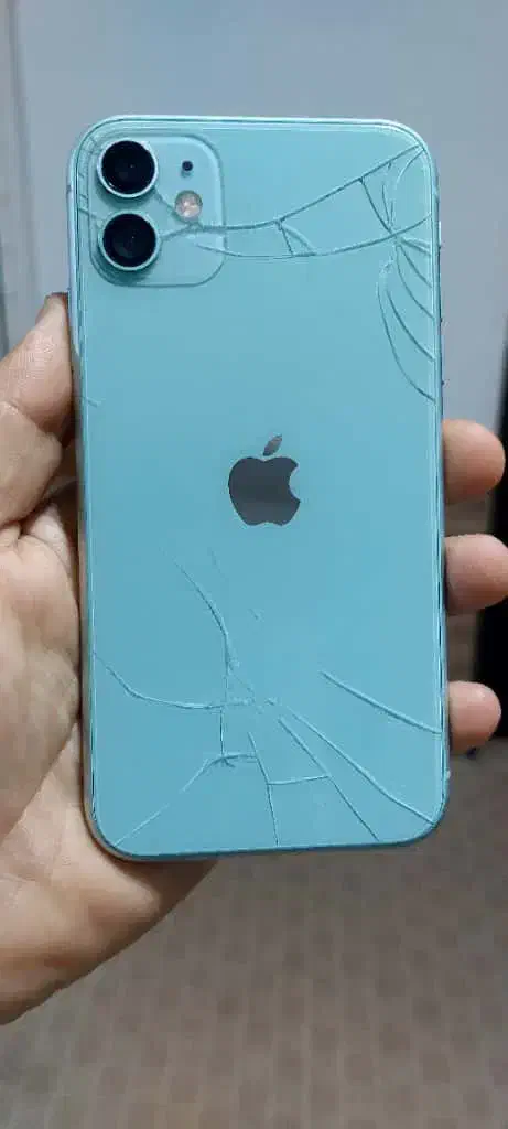 ایفون ۱۱ نرمال|موبایل|قشم, |دیوار