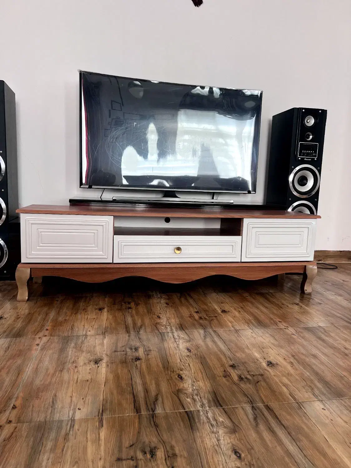 آیینه کنسول و میز تی وی|بوفه، ویترین، کنسول|شهر بابک, |دیوار