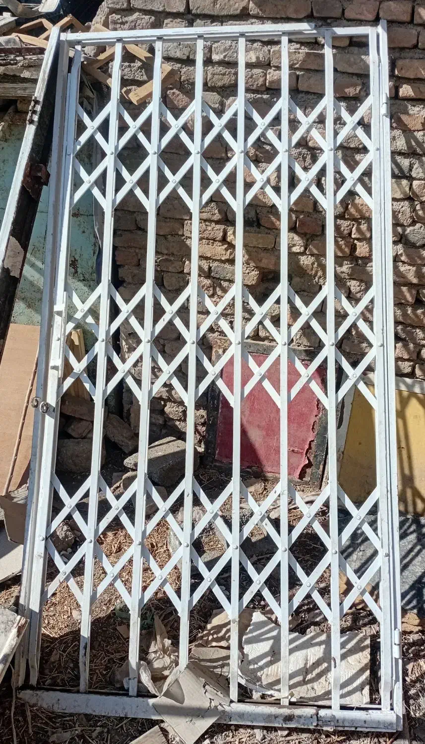 نرده و حفاظت اکاردیونی|مصالح و تجهیزات ساختمان|همدان, |دیوار