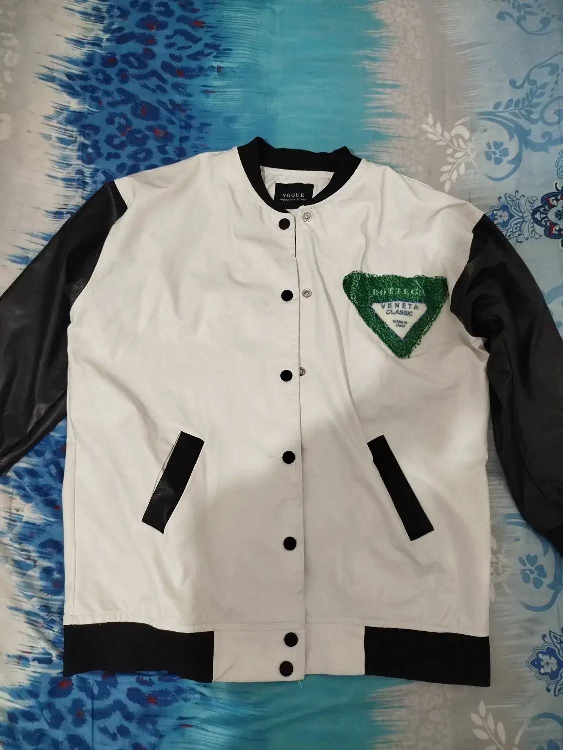 لباس|لباس|شیراز, شهدای شهرک سعدی|دیوار