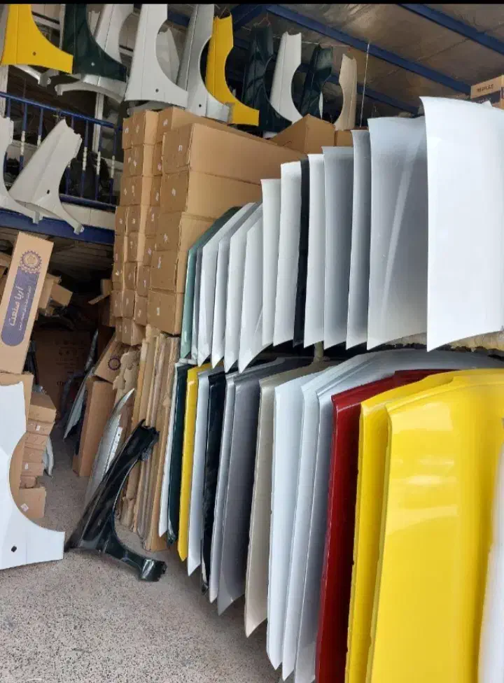 گلگیر ،کاپوت ،درب ،سپر. لوازم بدنه رنگ شده کوره ای|قطعات یدکی و لوازم جانبی|بروجرد, |دیوار