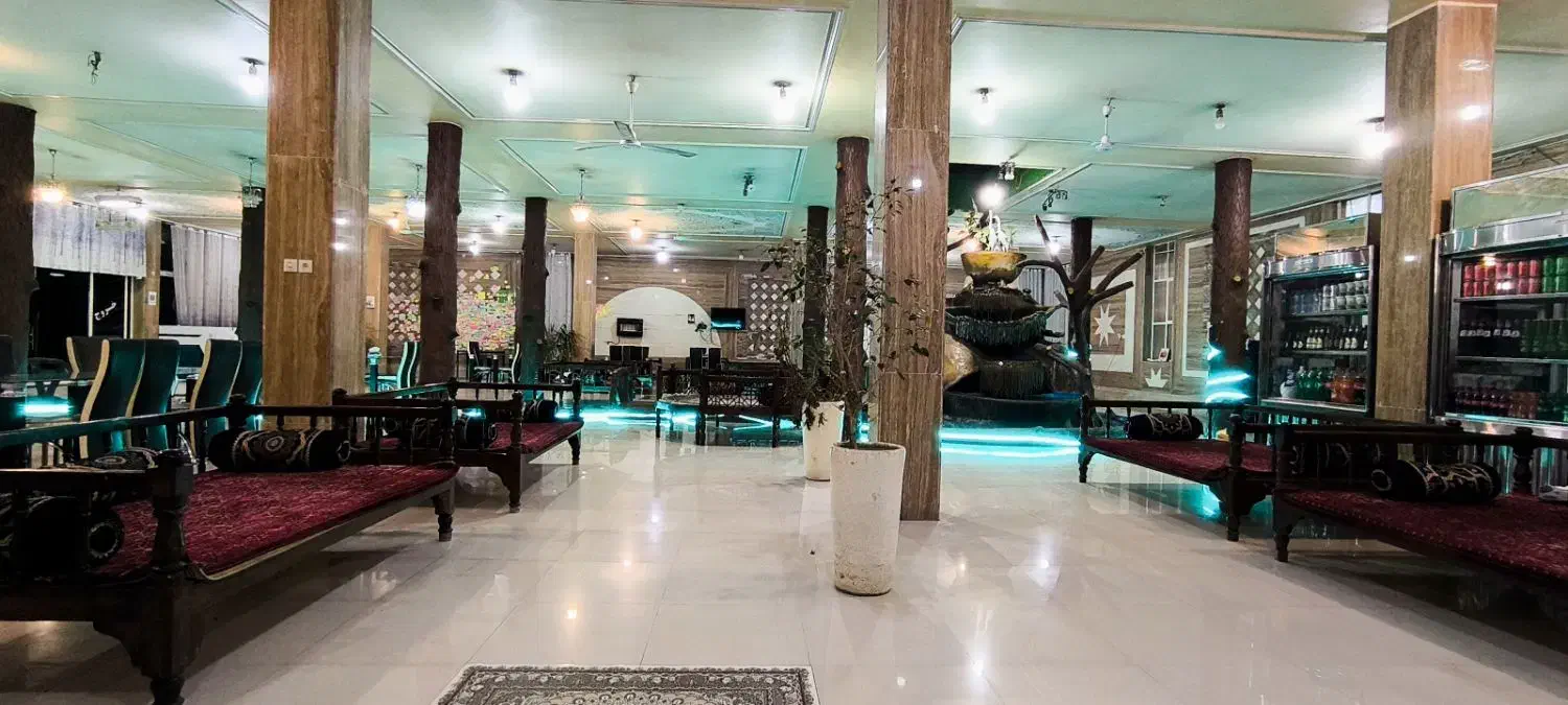 سالندار رستوران و نیروی آشپزخانه|استخدام خدمات فروشگاه و رستوران|ایذه, |دیوار