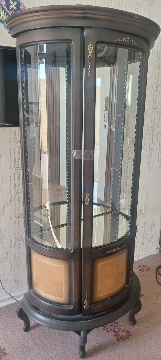 ویترین|بوفه، ویترین، کنسول|بروجن, |دیوار