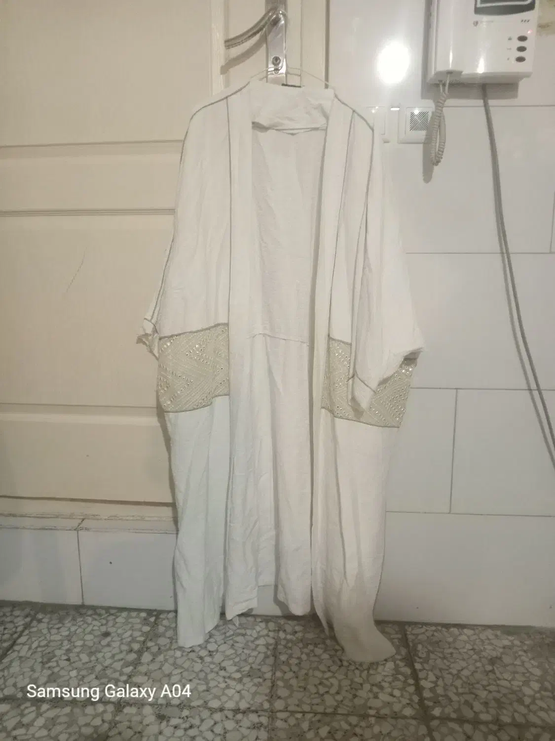 مانتو رنگ. سفید.کرم.آبی در فردوس غرب|لباس|تهران, سازمان برنامه جنوبی|دیوار