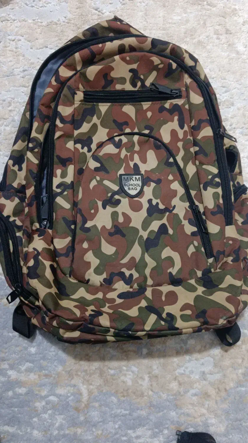 کیف در حد نو|کیف، کفش، کمربند|کرج, برغان|دیوار