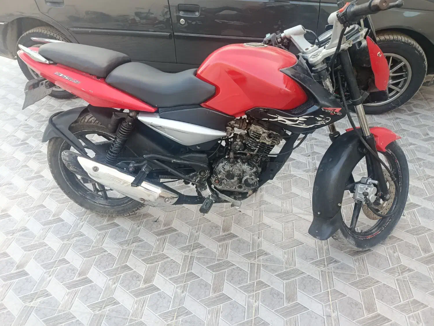 فوری فروش بجاج۱۳۵|موتورسیکلت|کنارک, |دیوار