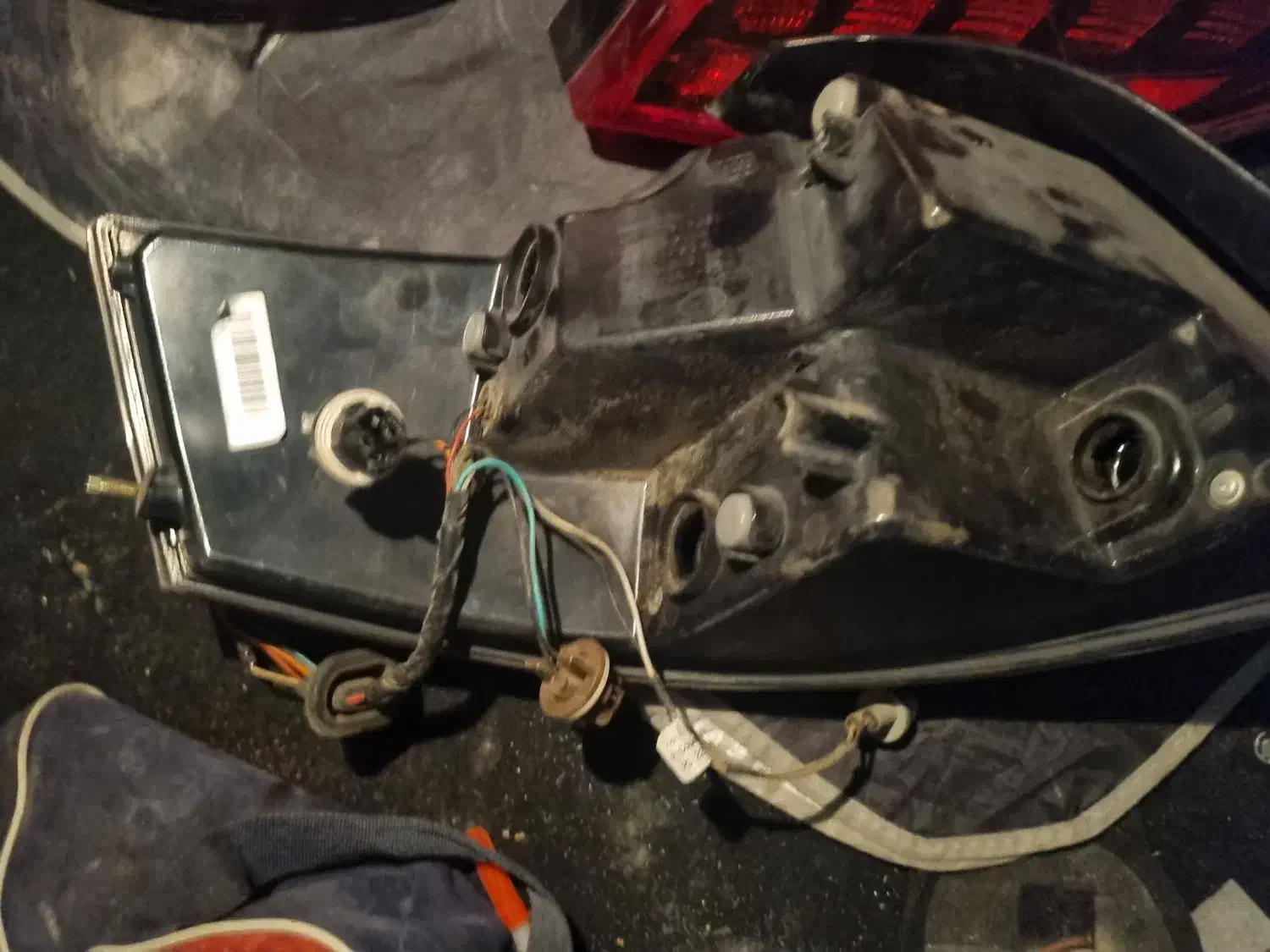 چراغ خطر دنا پلاس چپ و خطر راست رانا پلاس|قطعات یدکی و لوازم جانبی|کرج, حصارک بالا|دیوار