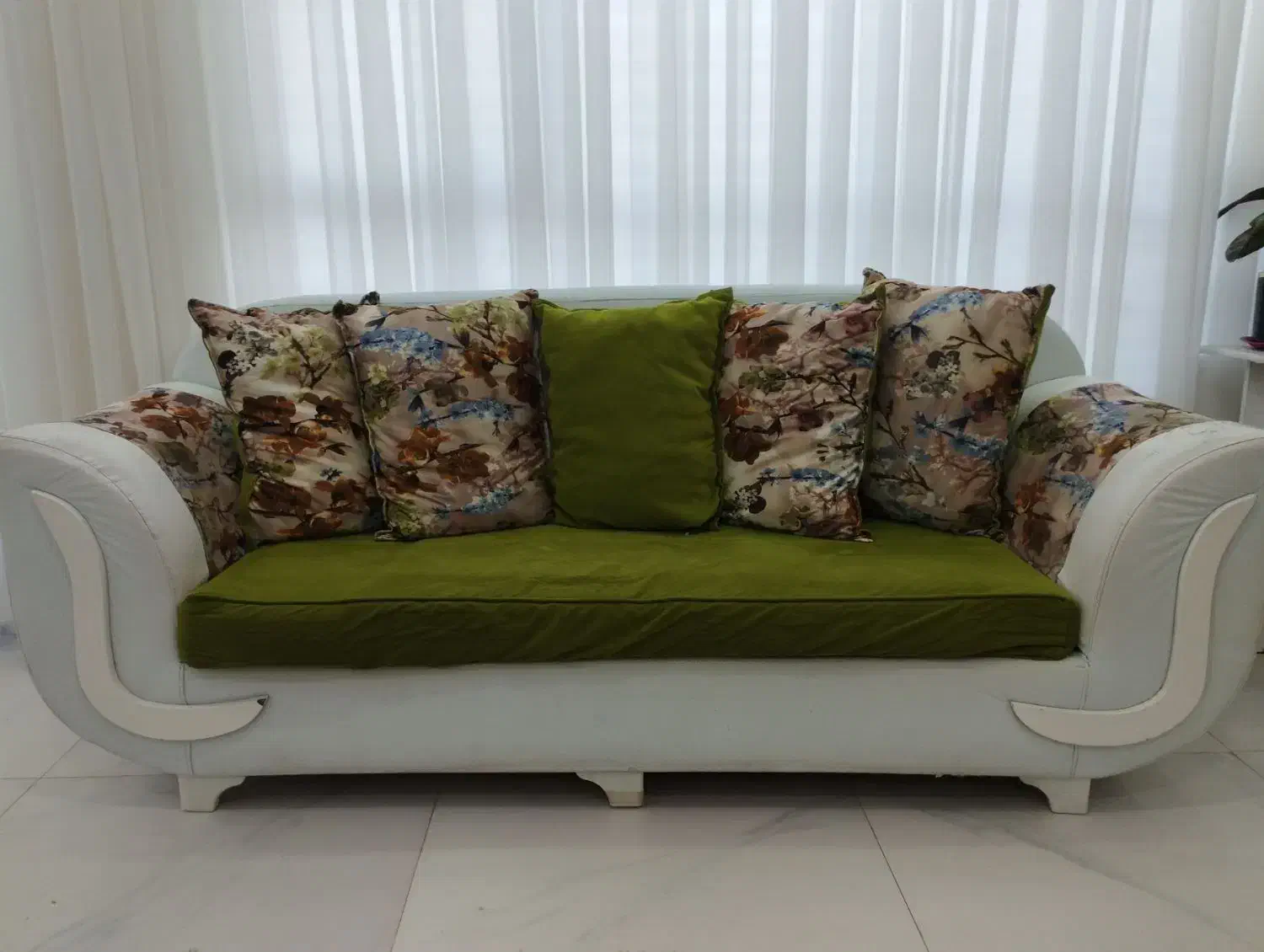 فروش مبل هفت نفره|مبلمان خانگی و میز عسلی|تربت‌حیدریه, شهرک ولیعصر|دیوار