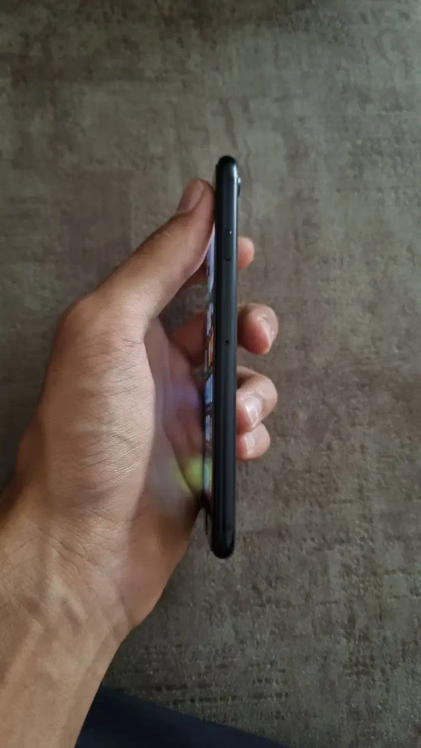 اپل iPhone SE (2020) با حافظهٔ ۶۴ گیگابایت|موبایل|کرج, برغان|دیوار