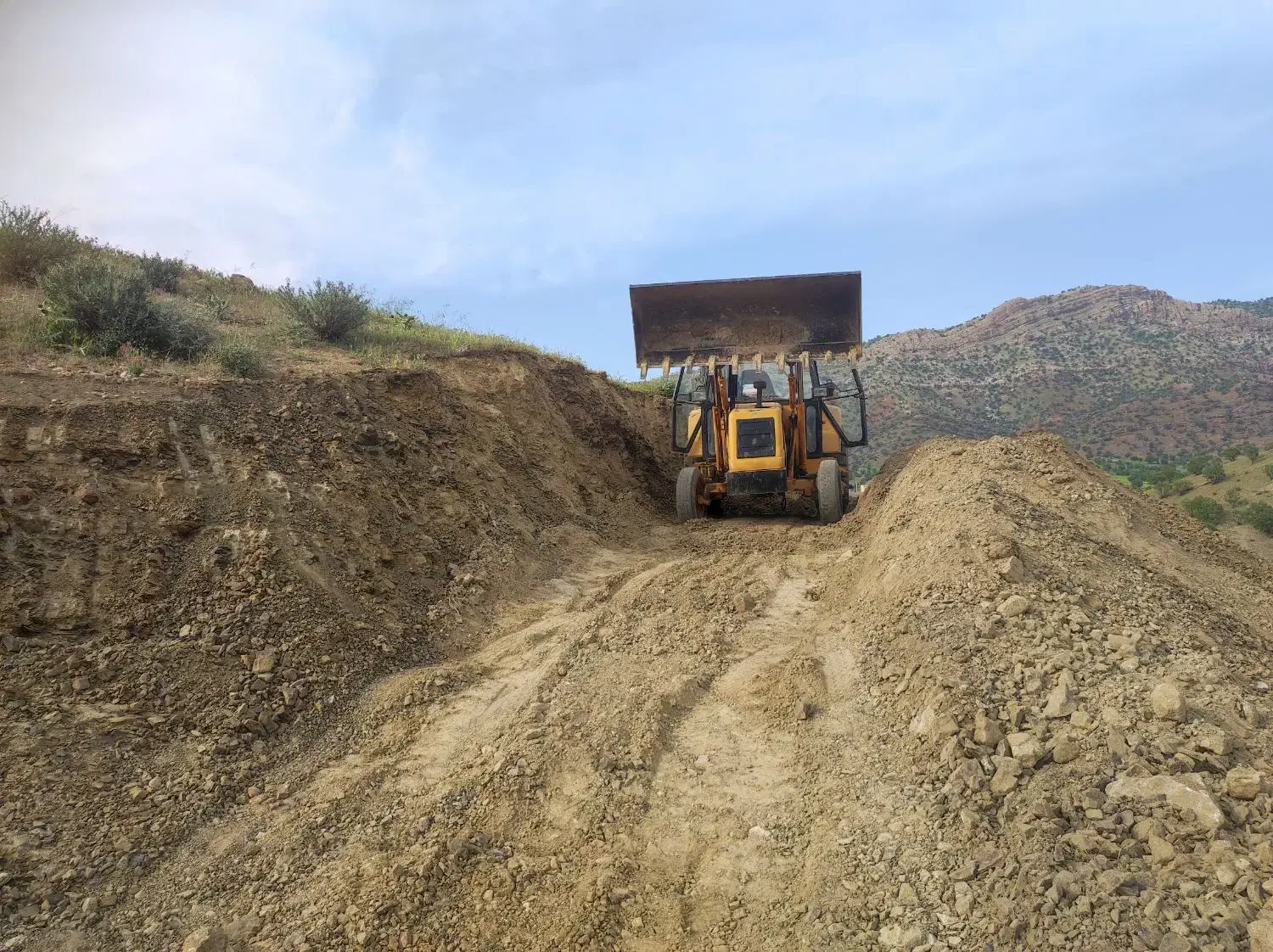 بیل و لودر|خدمات پیشه و مهارت|کوهدشت, |دیوار