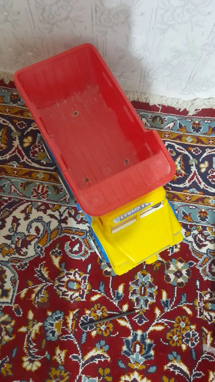 کامیون متوسط مرتب 55در25|اسباب‌بازی بچه|تربت‌حیدریه, شهرک ولیعصر|دیوار