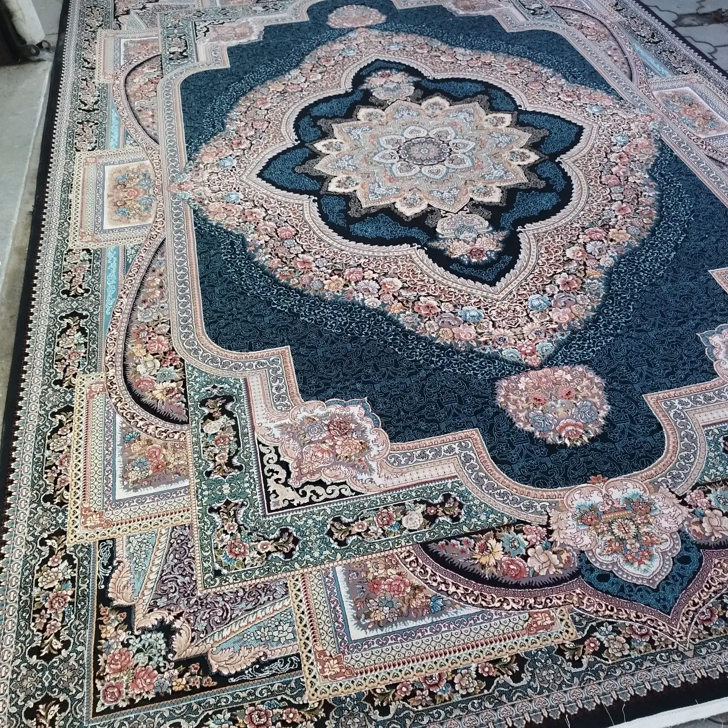 ۶ تخته ۹ متری در حد نو|فرش|میانه, |دیوار