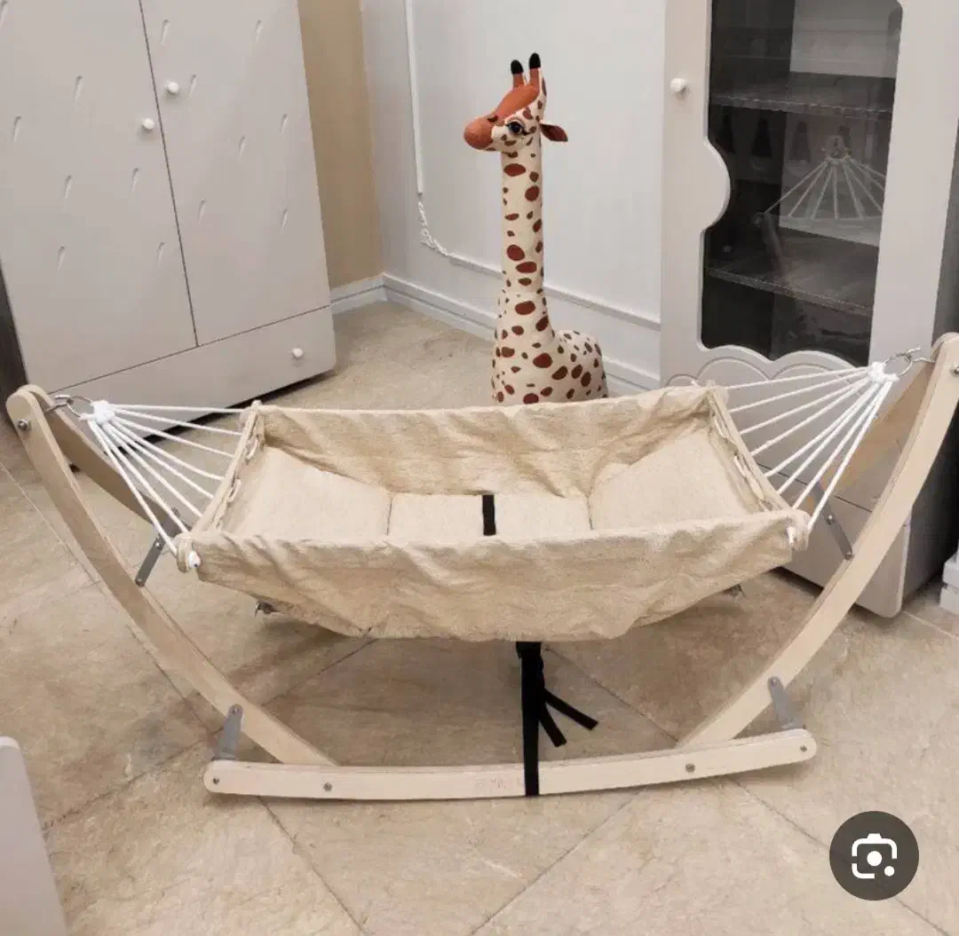 ننو پایه چوبی و حراج کامل|تخت و صندلی بچه|شیراز, تندگویان|دیوار