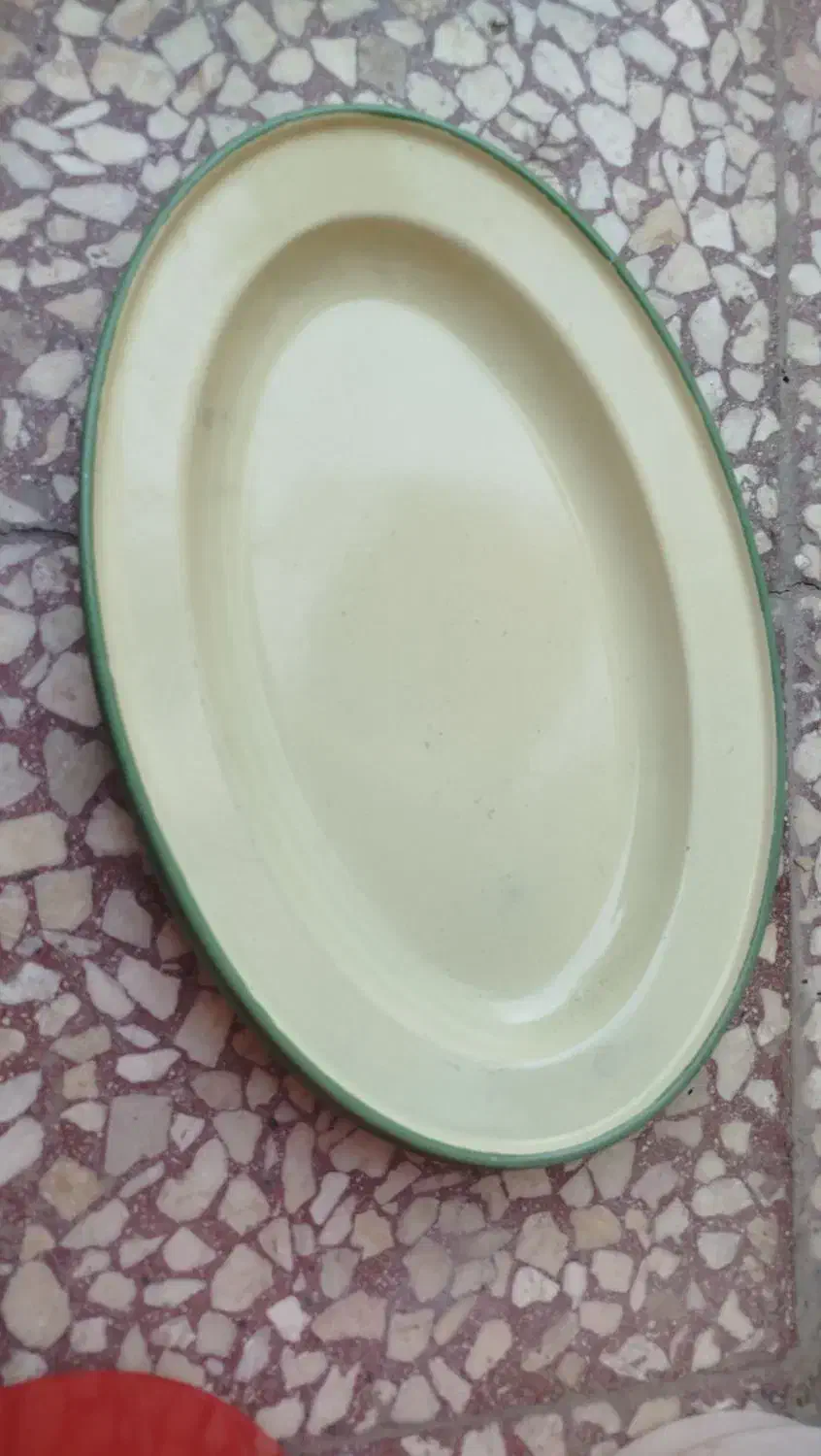 همه ظروف به فروش میرسد|ظروف سرو و پذیرایی|کاشان, فاز ۲ ناجی آباد|دیوار