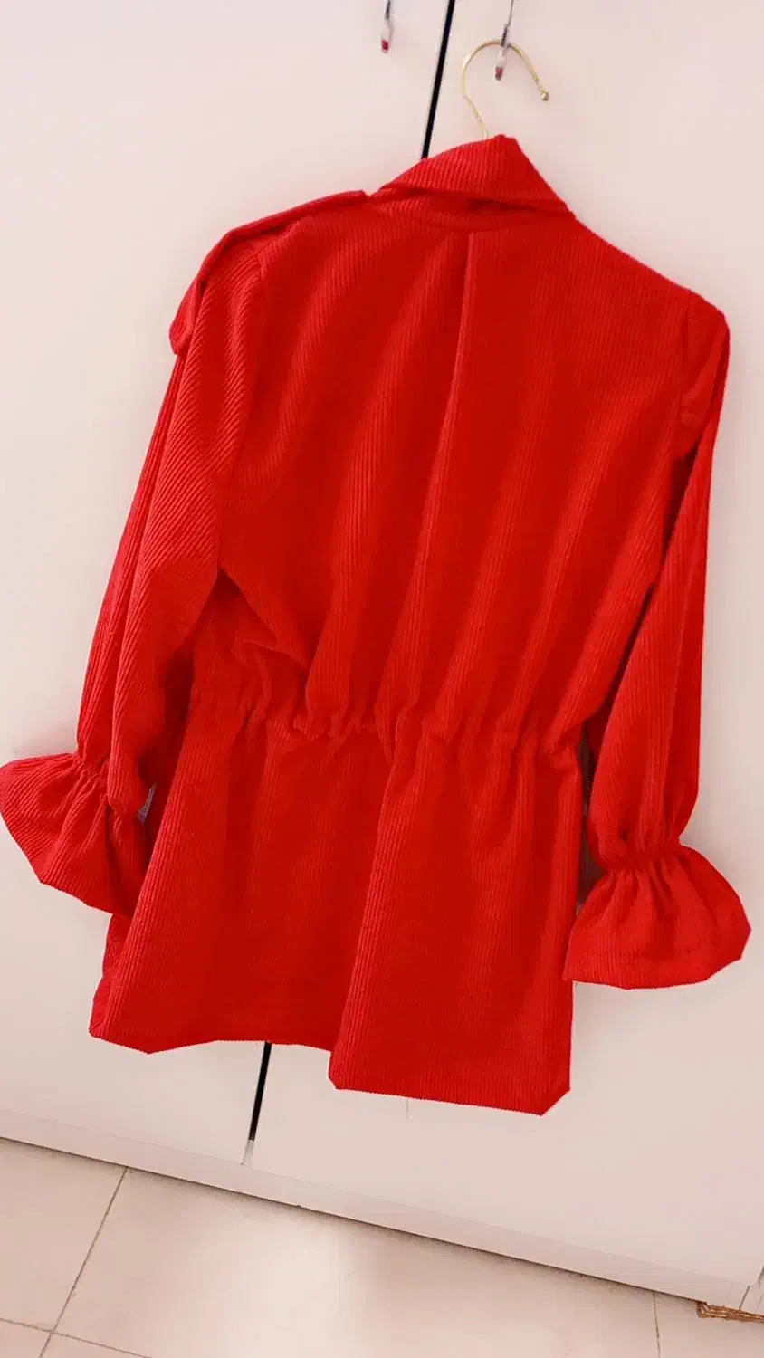 مانتو کبریتی|لباس|نیشابور, مبارکه|دیوار