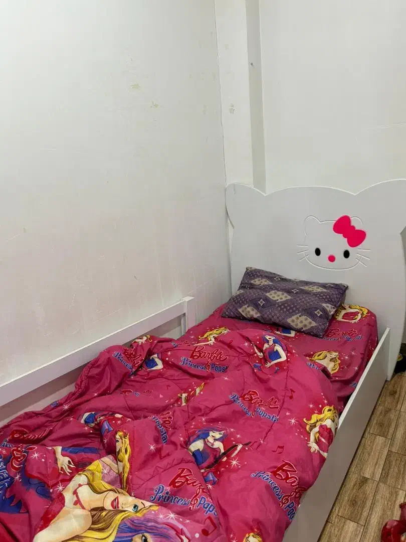 فروش تخت و پاتختی دست ساز|تخت و سرویس خواب|رشت, استادسرا|دیوار