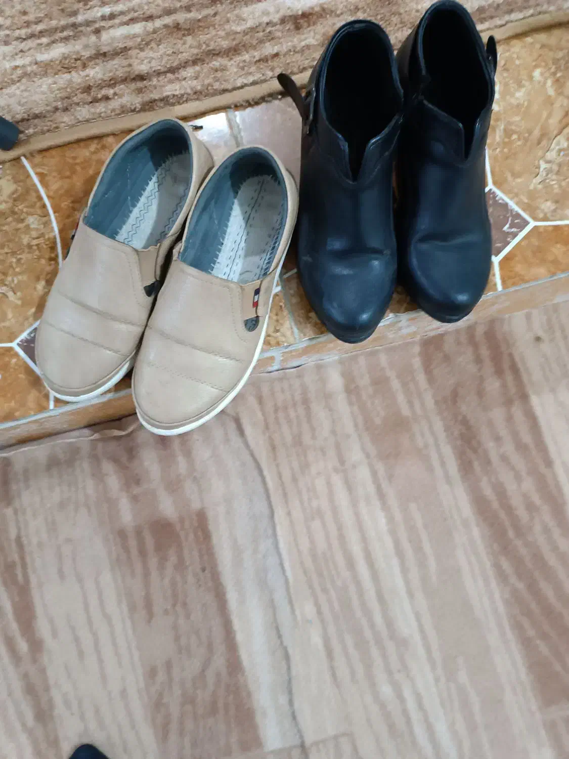 کفش|کیف، کفش، کمربند|شوش, |دیوار