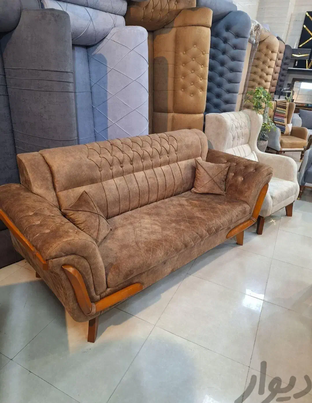 ((مبلمان مارشال 20 40))|مبلمان خانگی و میز عسلی|اراک, |دیوار