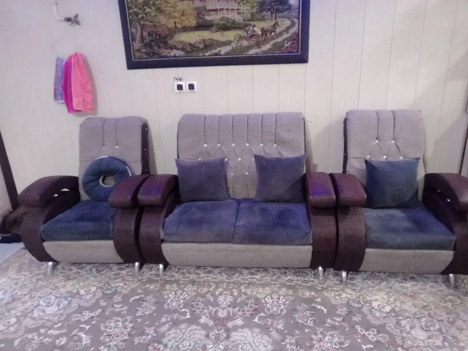 مبل کلاسیک. جرم وپارچه.|مبلمان خانگی و میز عسلی|سرپل ذهاب, |دیوار