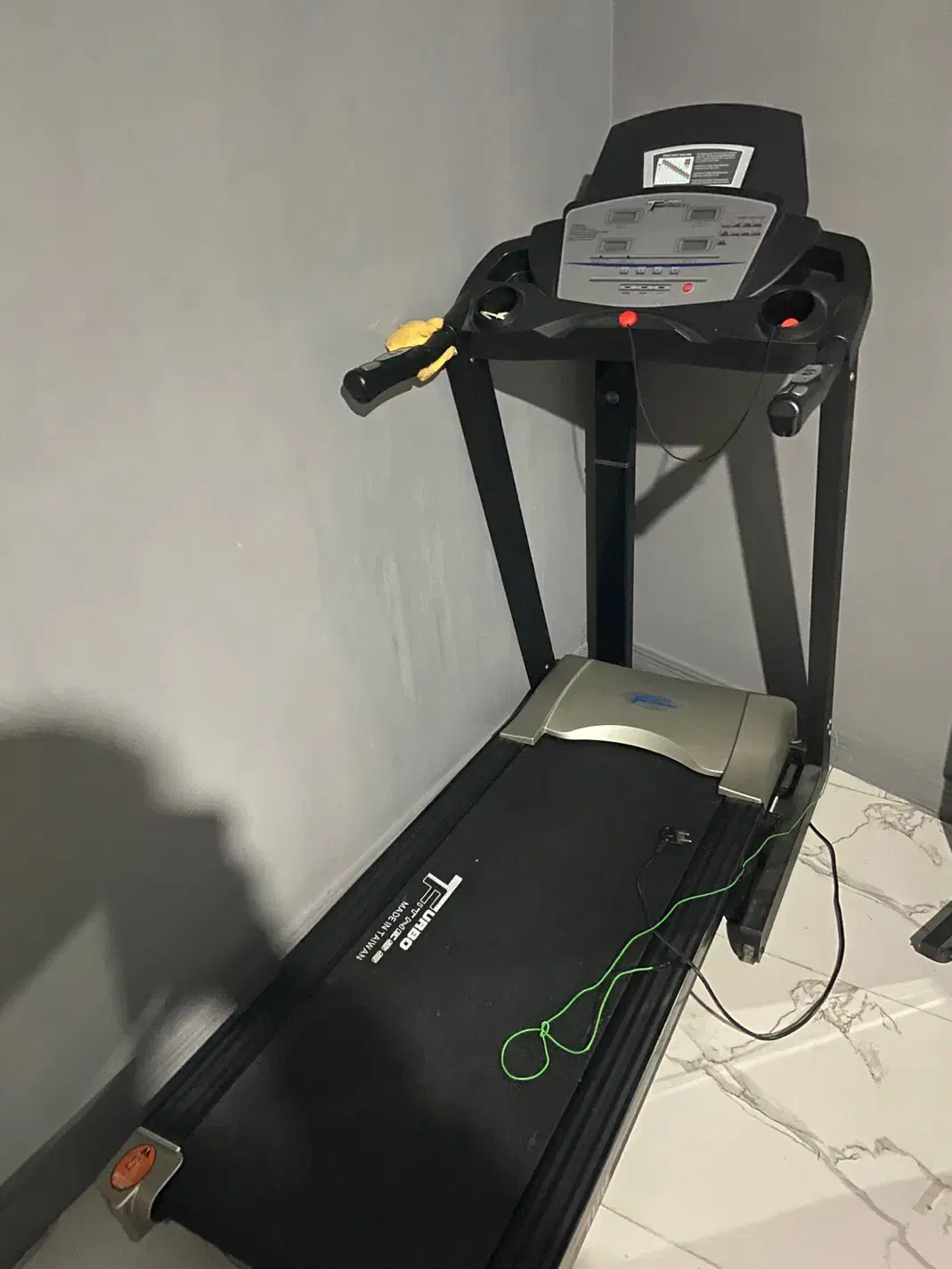 تردمیل توربو مدل۱۰۰tf|تجهیزات ورزشی|رشت, پستک|دیوار