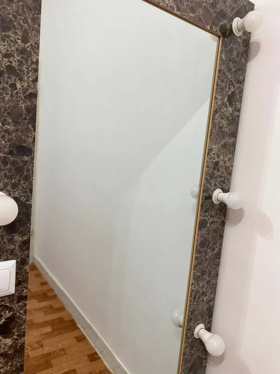 آینه قدی|آینه|پارس‌آباد, |دیوار