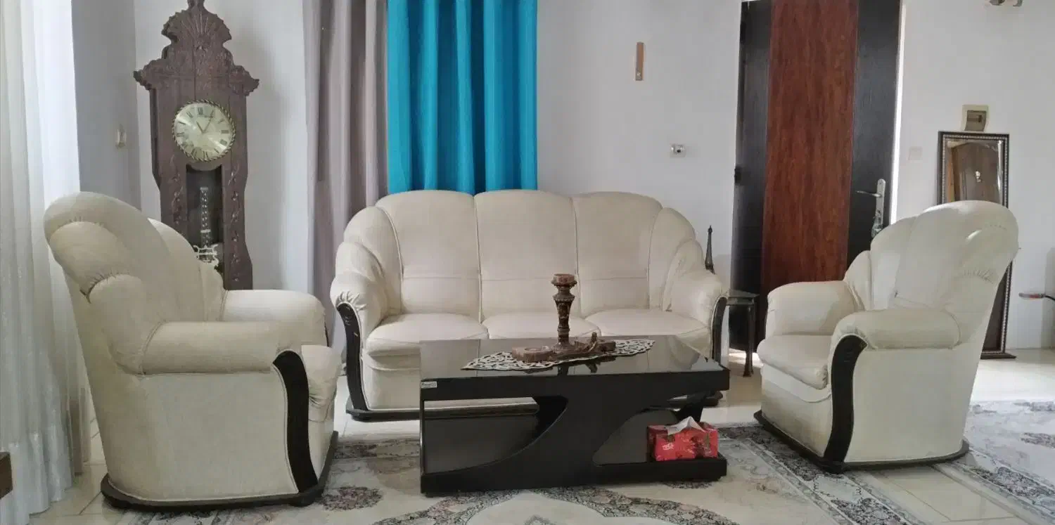 فروش فوری مبل|مبلمان خانگی و میز عسلی|قائم‌شهر, |دیوار