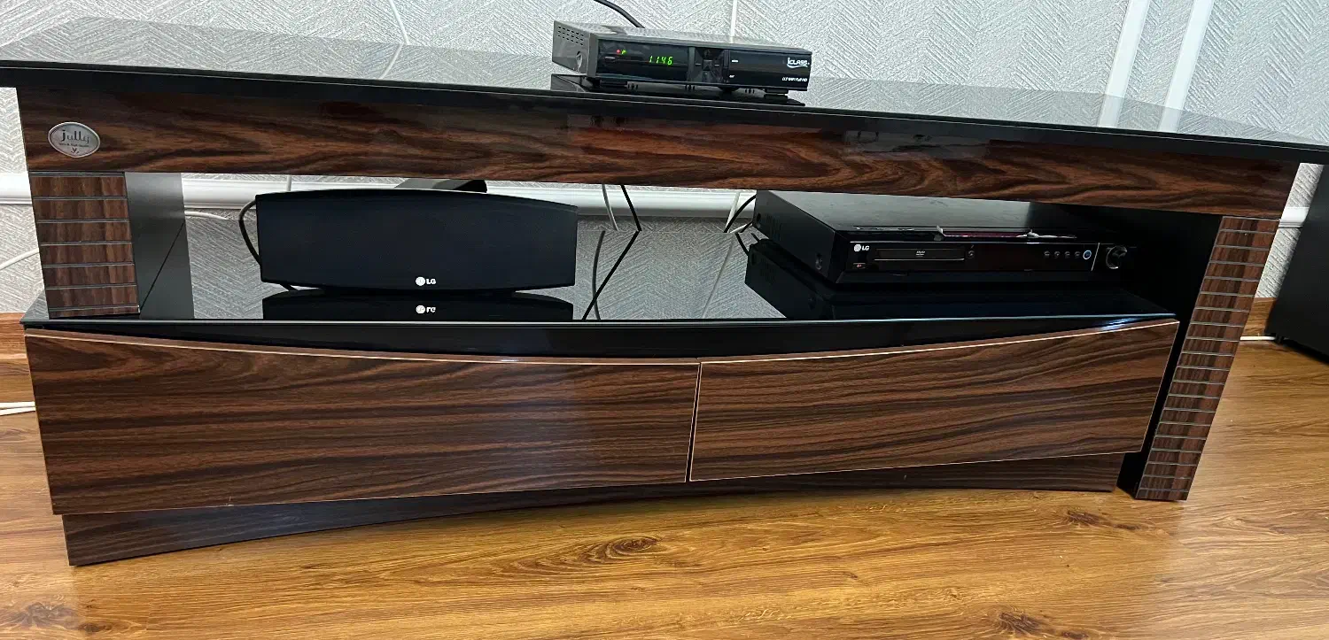 میز تی وی|میز تلویزیون|بابل, |دیوار