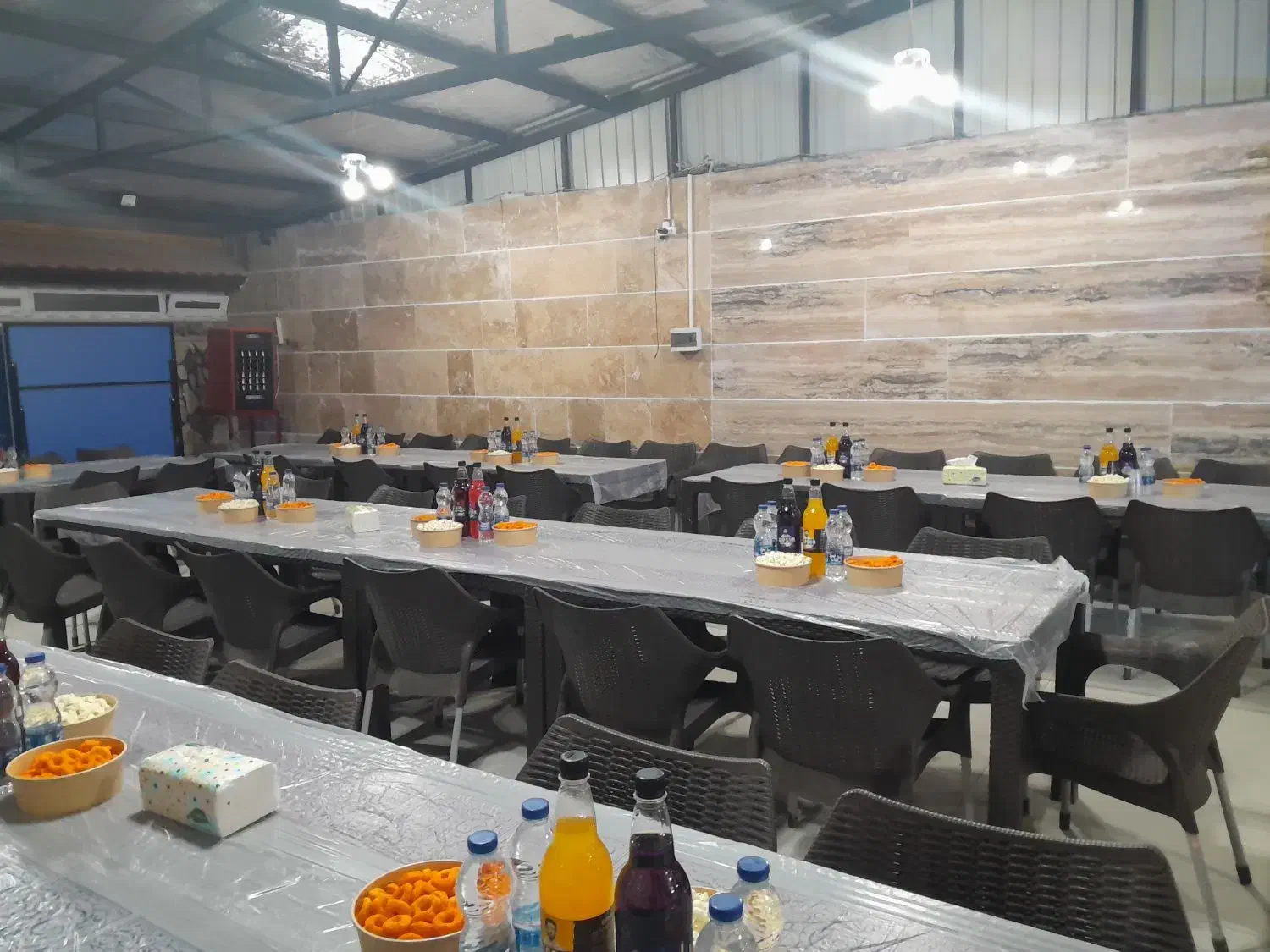 باغ مجلل آراد.|خدمات پذیرایی، مراسم|قزوین, |دیوار