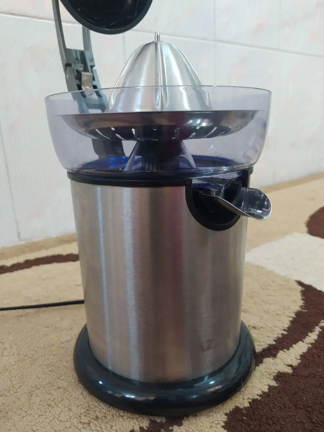 آب مرکبات گیری|آبمیوه‌گیر و آب‌مرکبات‌گیر|قم, نیروگاه|دیوار